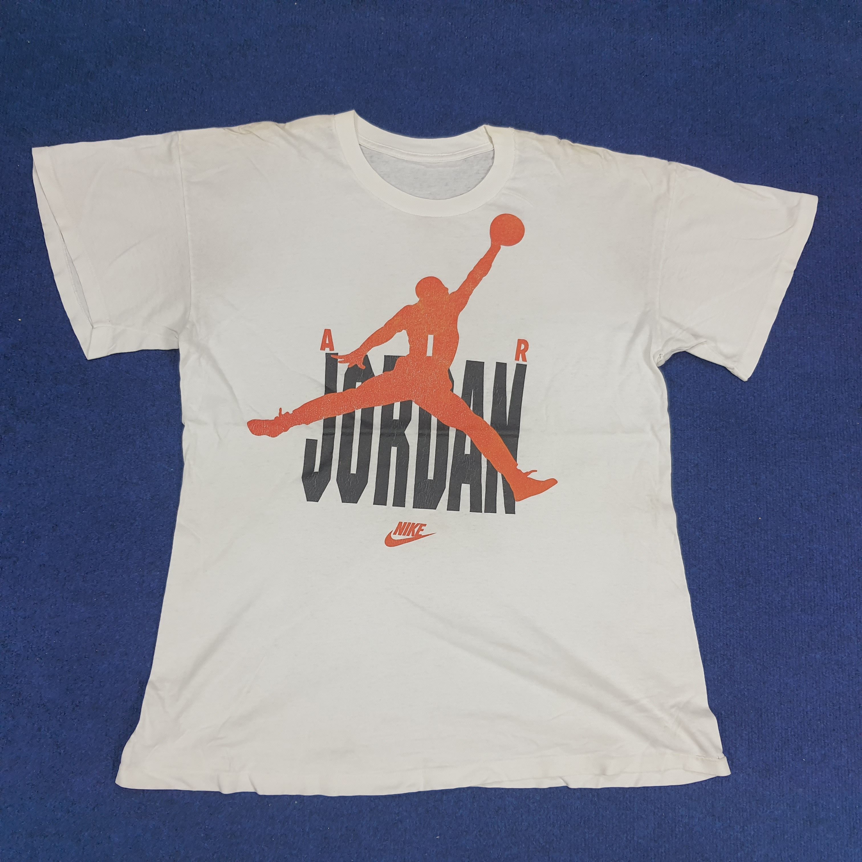 Nike × Vintage Vintage Nike Air Jordan Tshirt Size US L / EU 52-54 / 3 - 1 Thumbnail