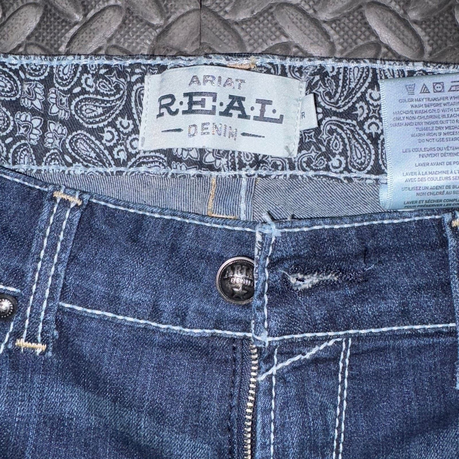 Ariat Ariat Real Mid Rise Marine Bootcut Jeans Size 28" / US 6 / IT 42 - 2 Thumbnail