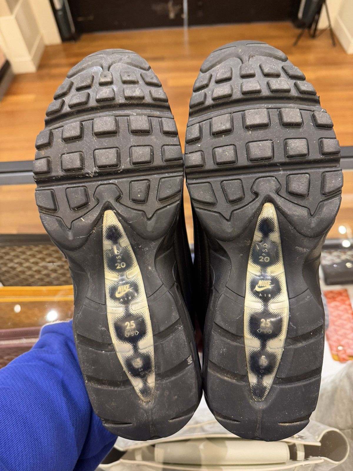 Nike × Supreme Nike Air Max 95 Lux ‘Supreme Triple Black’ Size US 12 / EU 45 - 8 Thumbnail