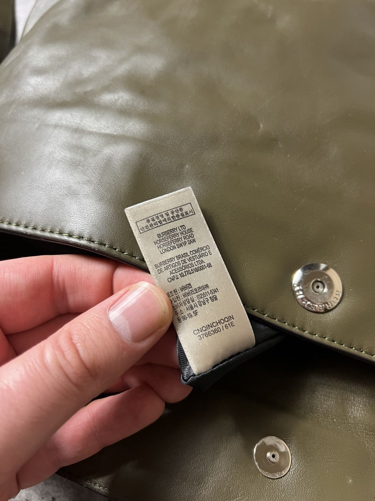 Burberry Burberry Studded Padlock Messenager crossbody bag Size ONE SIZE - 11 Thumbnail