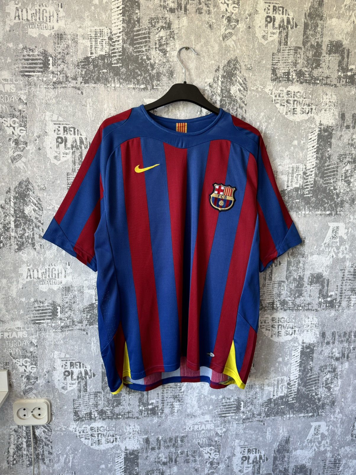 Nike × Vintage Vintage 90s Nike Barcelona Jersey Size US L / EU 52-54 / 3 - 2 Thumbnail