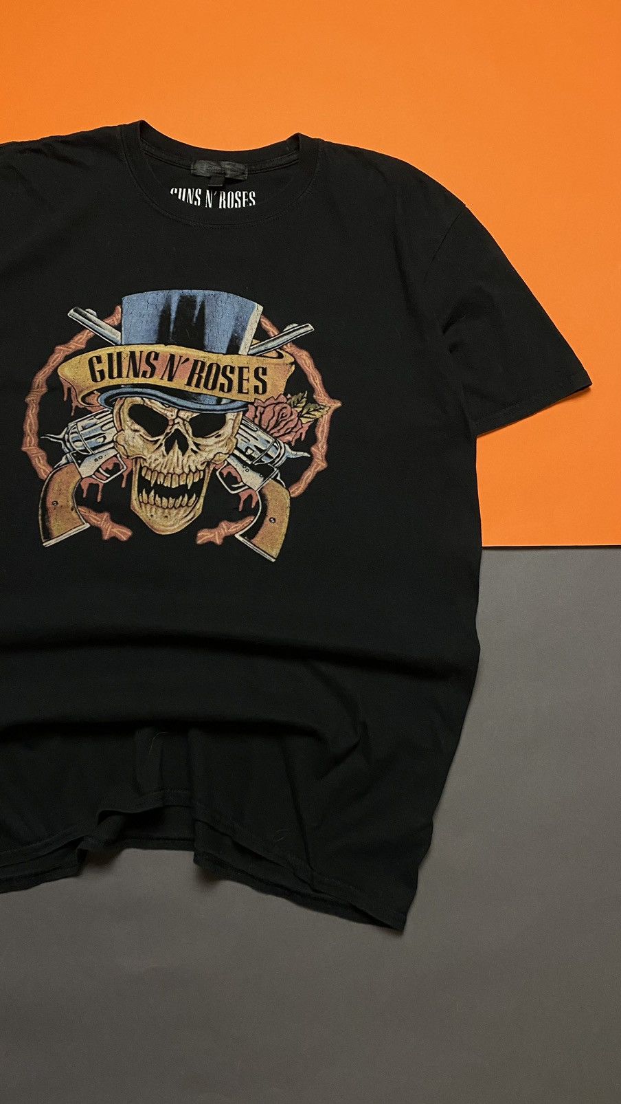 Band Tees Guns N Roses 2018American tour 1991t-shirt tee size XL Size US XL / EU 56 / 4 - 3 Thumbnail