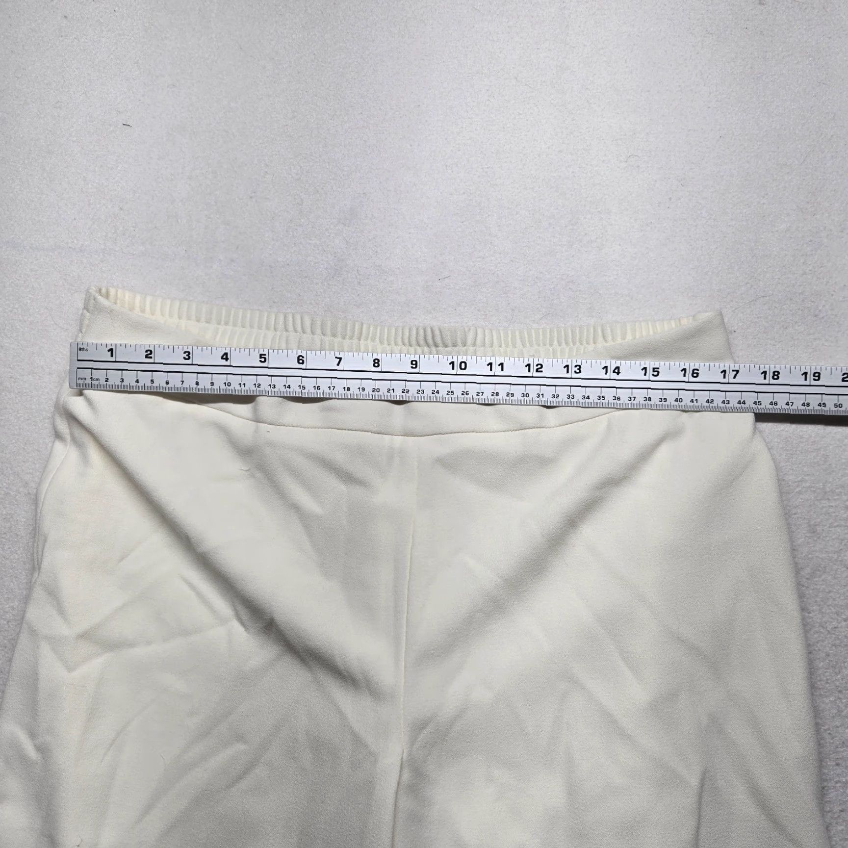 Coldwater Creek VINTAGE Coldwater Creek Pants Wide Leg Adult Regular L Ivory Solid Knit Polyester Cotton Pull On 30 In Inseam Summer Spring Fall Athleisure Womens Size 36" / US 14 / IT 50 - 4 Thumbnail