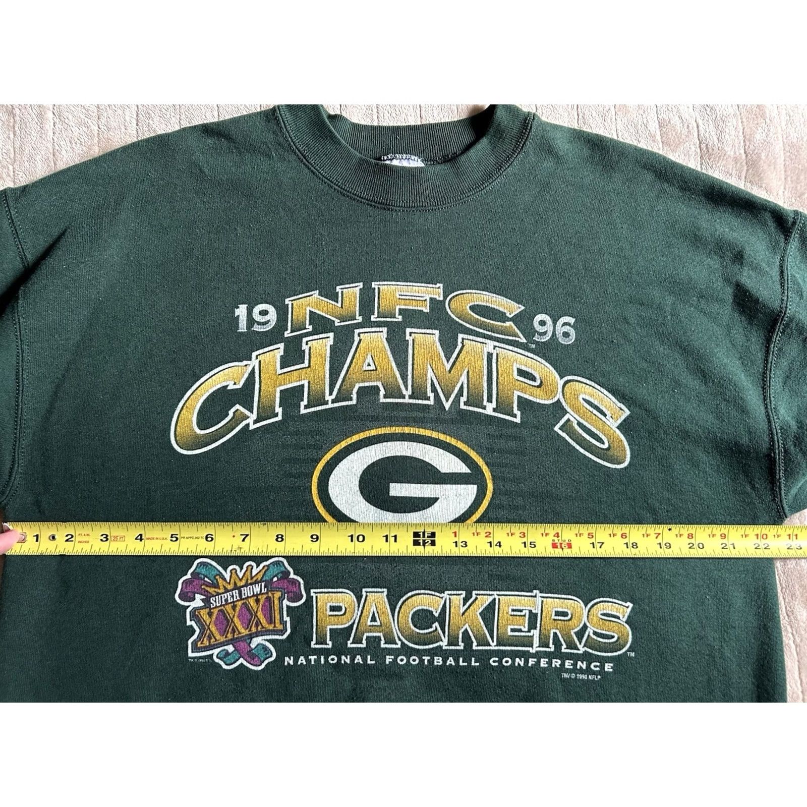 Fruit Of The Loom VINTAGE Green Bay Packers 1996 NFC Champs Men’s Size L Crewneck Sweatshirt Size US L / EU 52-54 / 3 - 5 Thumbnail