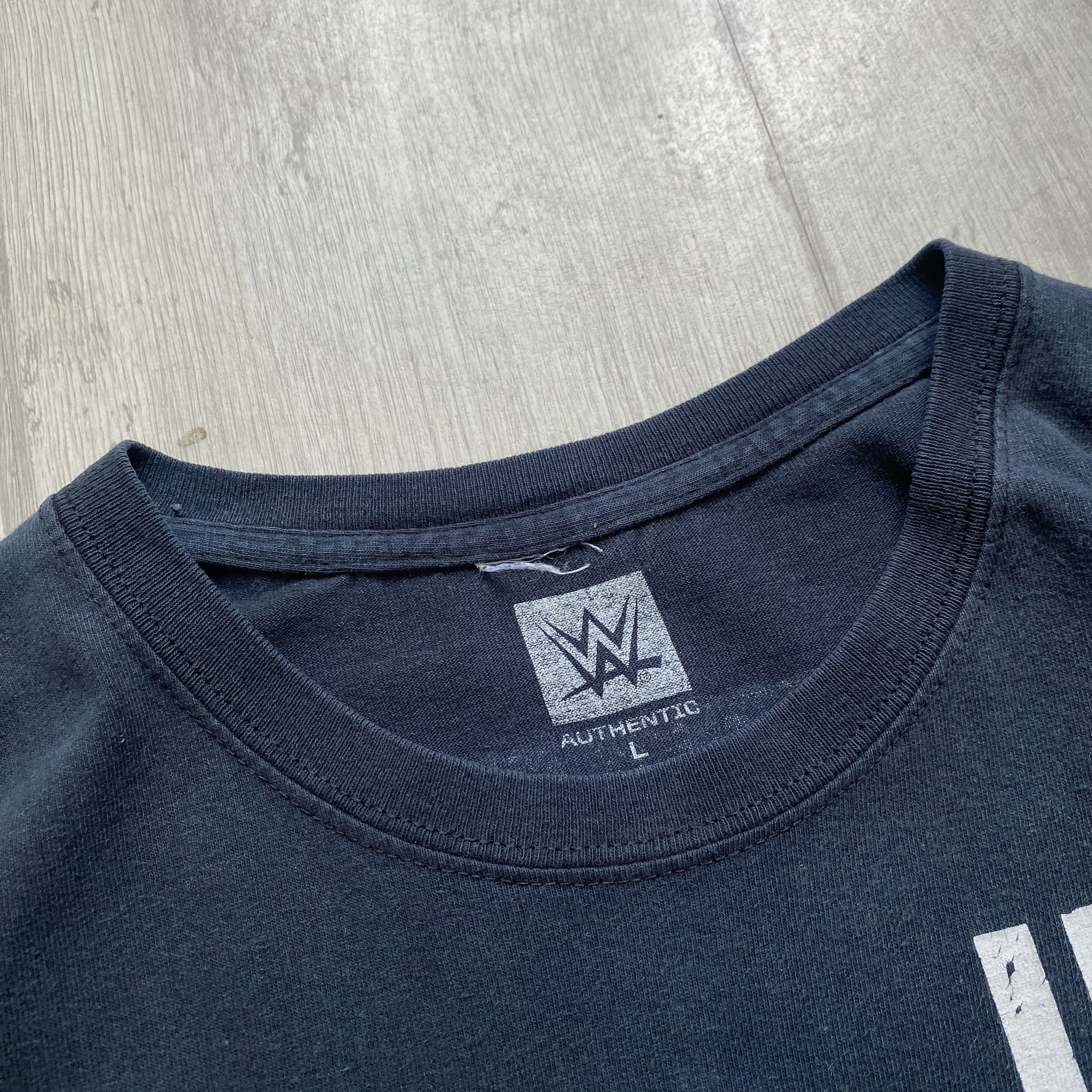 WWE Vintage Faded WWE Seth Rollins tee WWF Triple H CM Punk Size US L / EU 52-54 / 3 - 5 Thumbnail