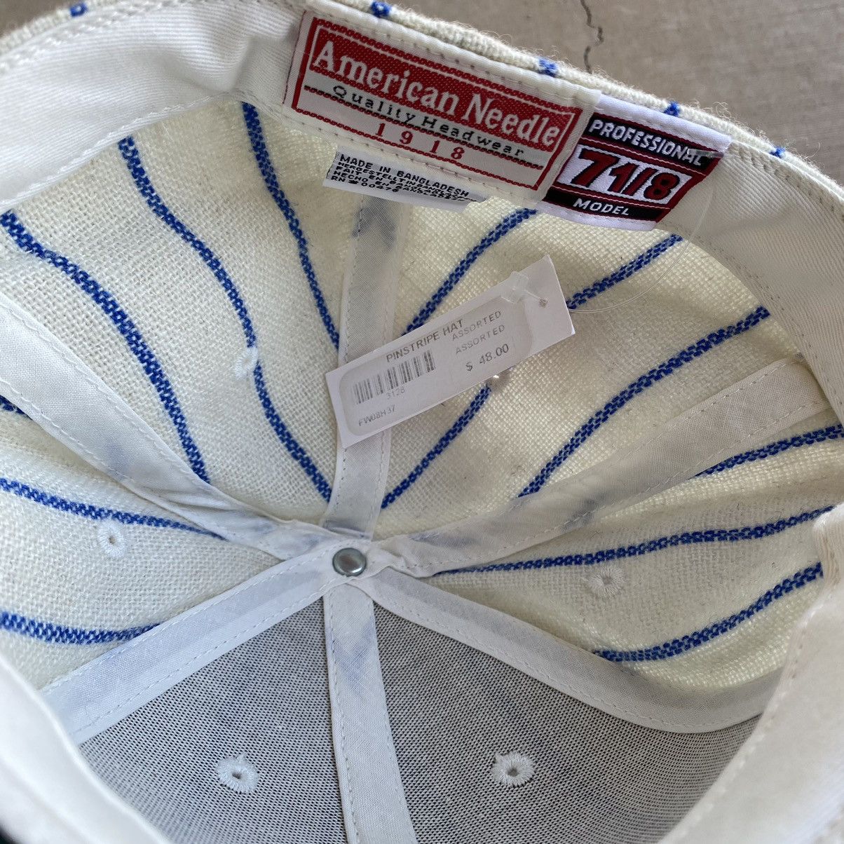 American Needle Supreme Pinstripe Hat 7 1/8 New Era American Needle 2008 Size ONE SIZE - 7 Thumbnail