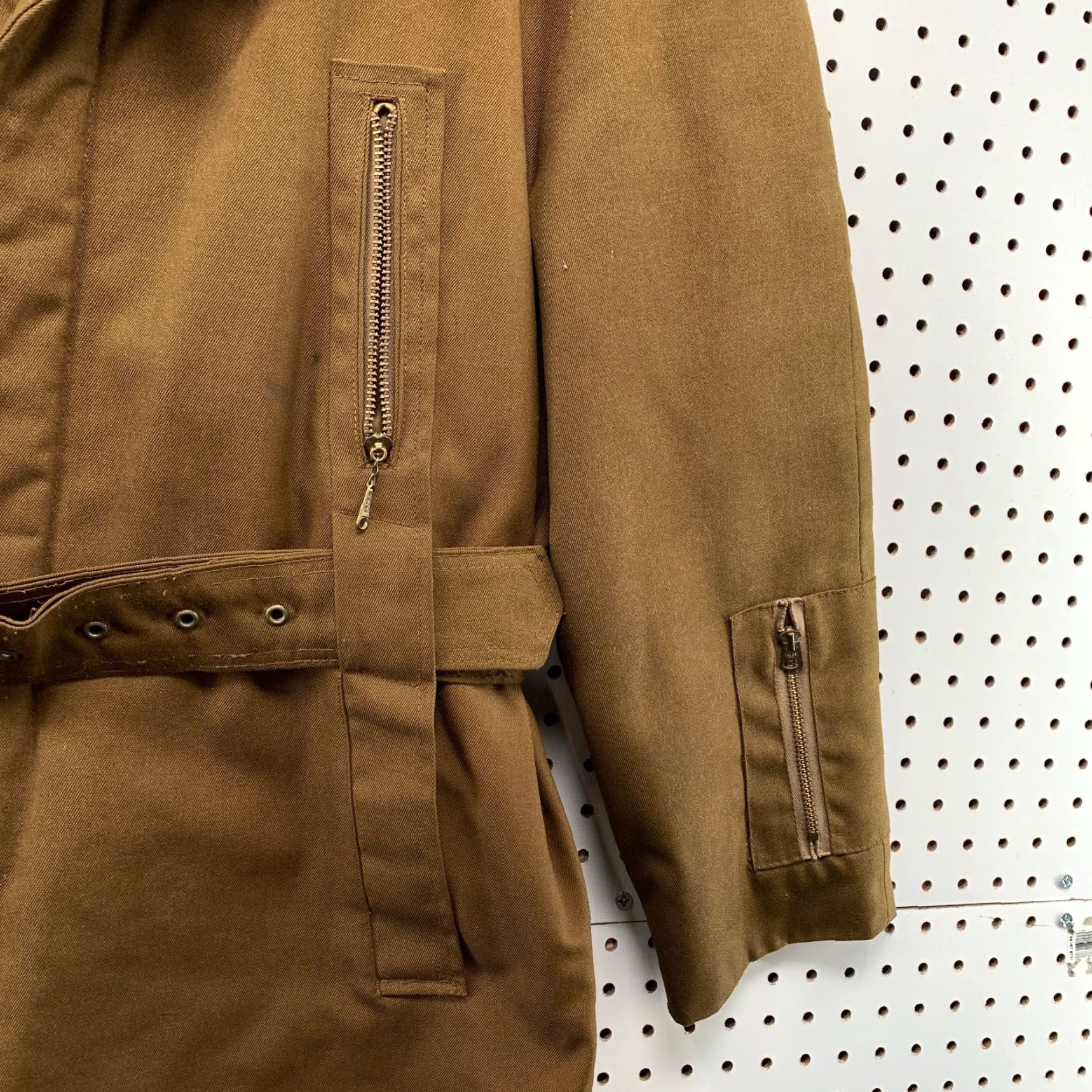 Vintage VINTAGE Stratojac Coat Mens 40 Brown Faux Fur Lined Belted Talon Zip Western 70s 80s Military Jacket Winter Fall Brown Mens Coat Size US XXS / EU 40 - 6 Thumbnail