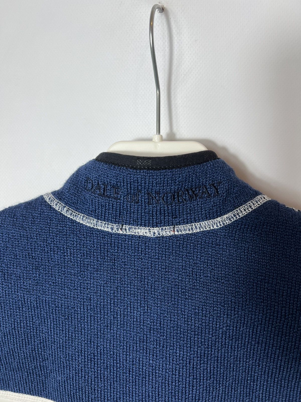 Dale Of Norway Vintage outdoor Dale Of Norway Roaldshorn Windstopper Vest Size L / US 10 / IT 46 - 14 Thumbnail