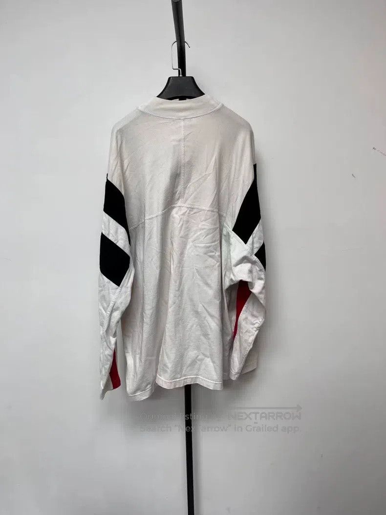 Balenciaga Balenciaga Color Block Round Neck Straight Sleeve T-Shirt Size US M / EU 48-50 / 2 - 2 Thumbnail