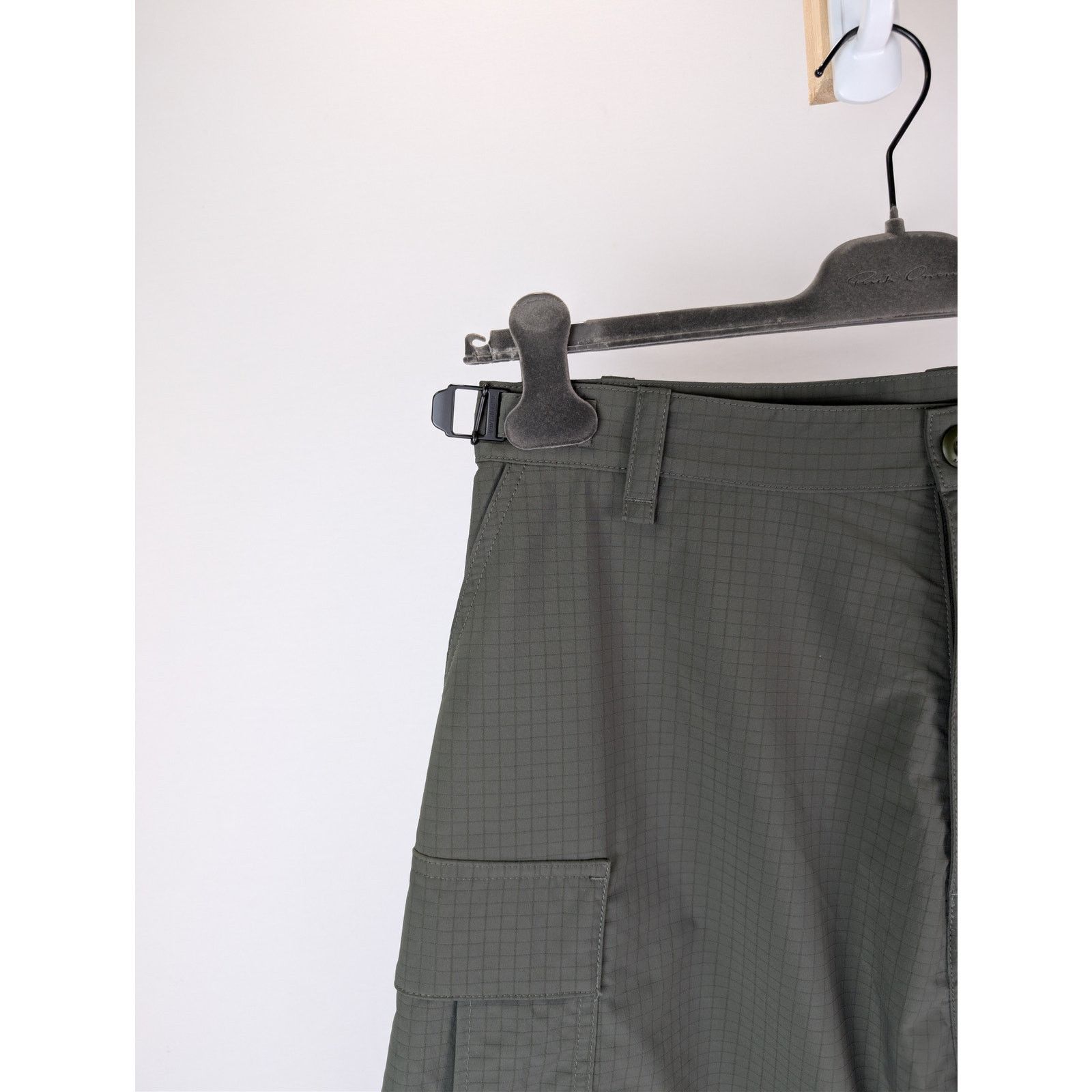 Balenciaga o1rshd1 Light Cargo Pants in Green Size US 30 / EU 46 - 4 Thumbnail