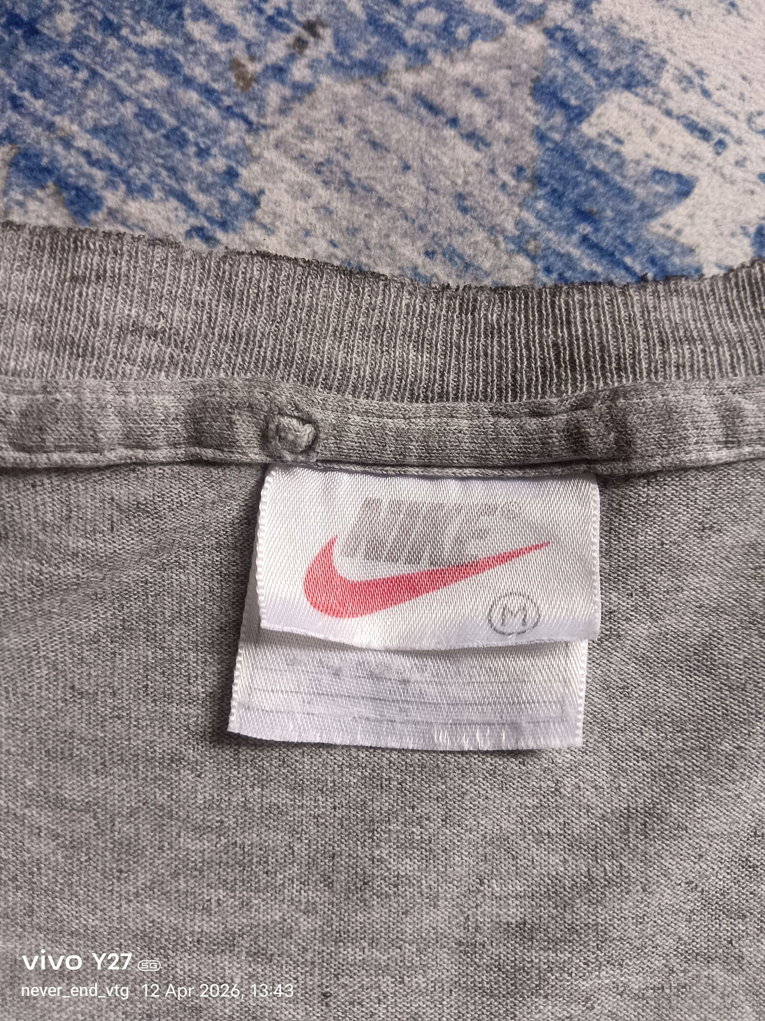 Nike VINTAGE NIKE SWOOSH BIG LOGO Size US M / EU 48-50 / 2 - 3 Thumbnail