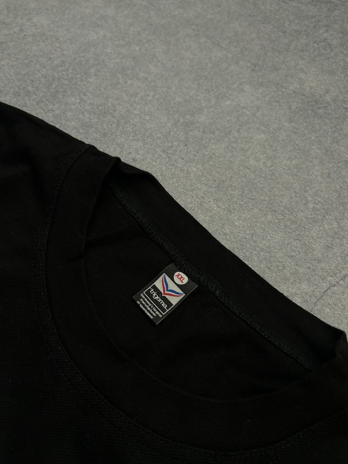 Hypebeast Vintage Trigema Germany POLIZEI big logo shirt Yezzy style Size US XL / EU 56 / 4 - 6 Thumbnail