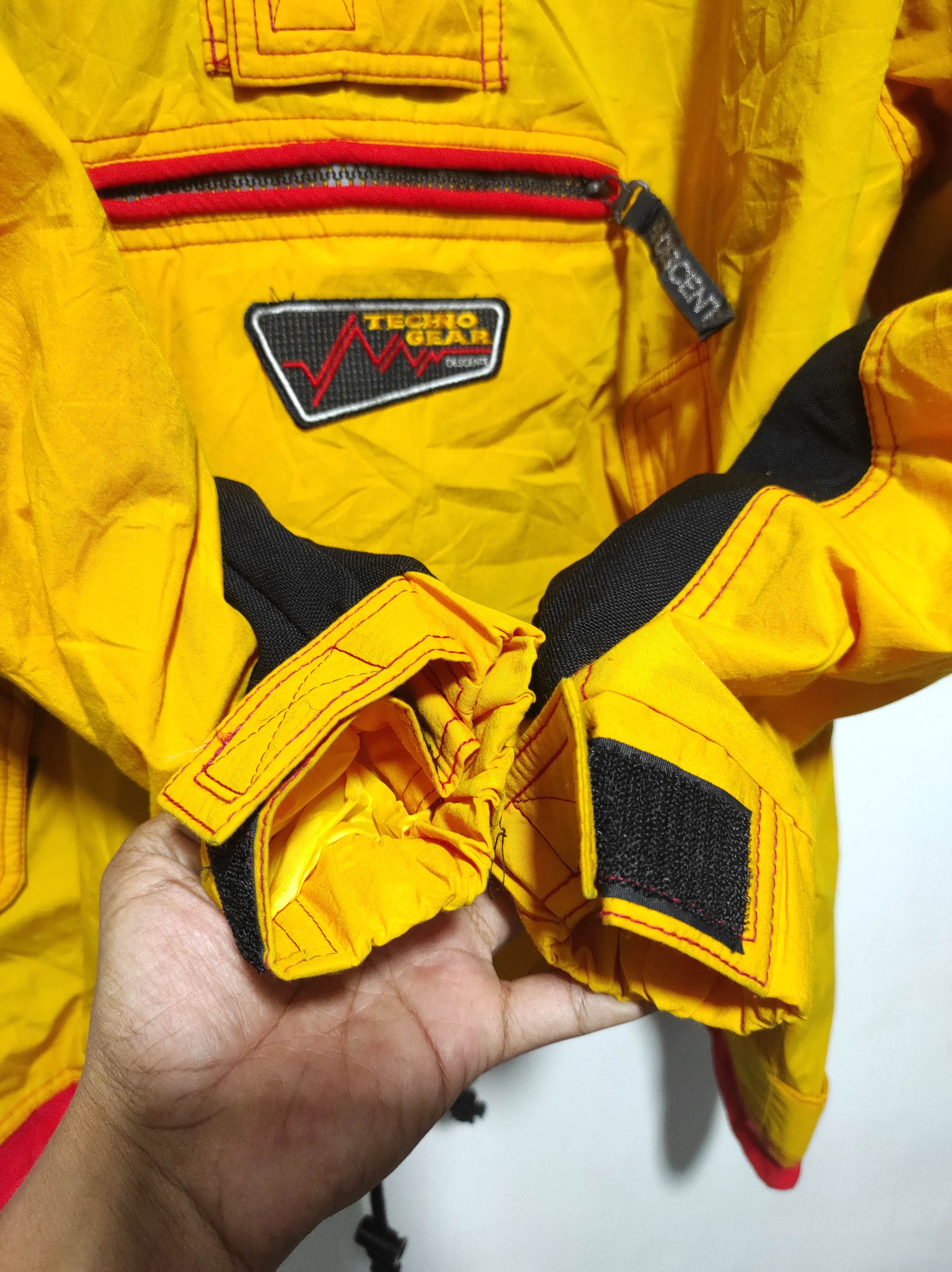 Descente Vintage Descente anorak Techno Gear Ski Jacket Size US L / EU 52-54 / 3 - 8 Thumbnail