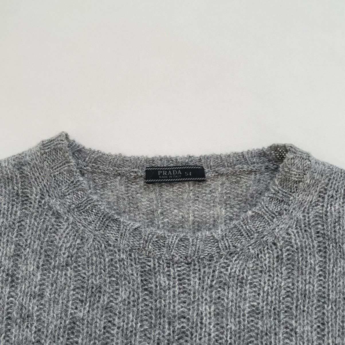 Prada Mid 2000s Grey Ribbed Wool Sweater Size US L / EU 52-54 / 3 - 4 Thumbnail