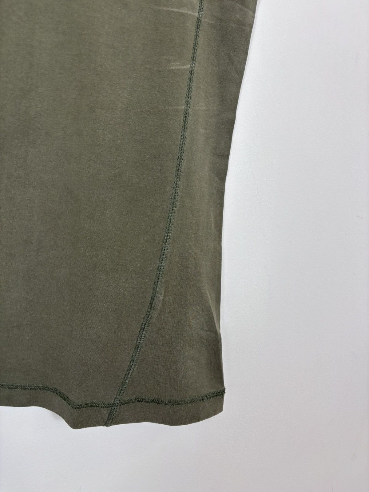 Nike Vintage Nike Y2K Khaki Green Swoosh Sleeveless Tank Top Tee Size US XL / EU 56 / 4 - 9 Thumbnail