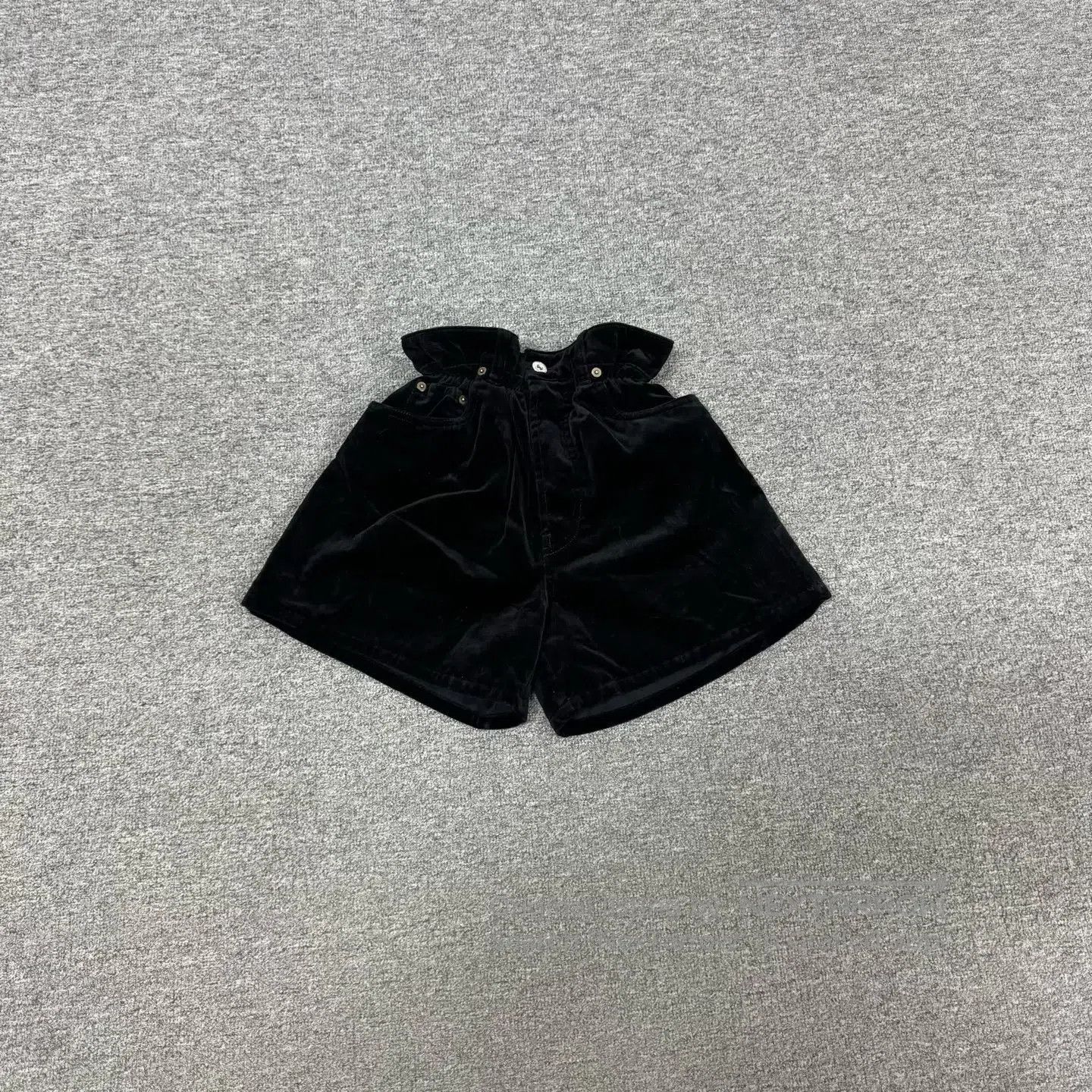 Miu Miu miu miu size 36 Velvet lace high-waisted A-line shorts| Size 26" / US 2 / IT 38 - 2 Thumbnail