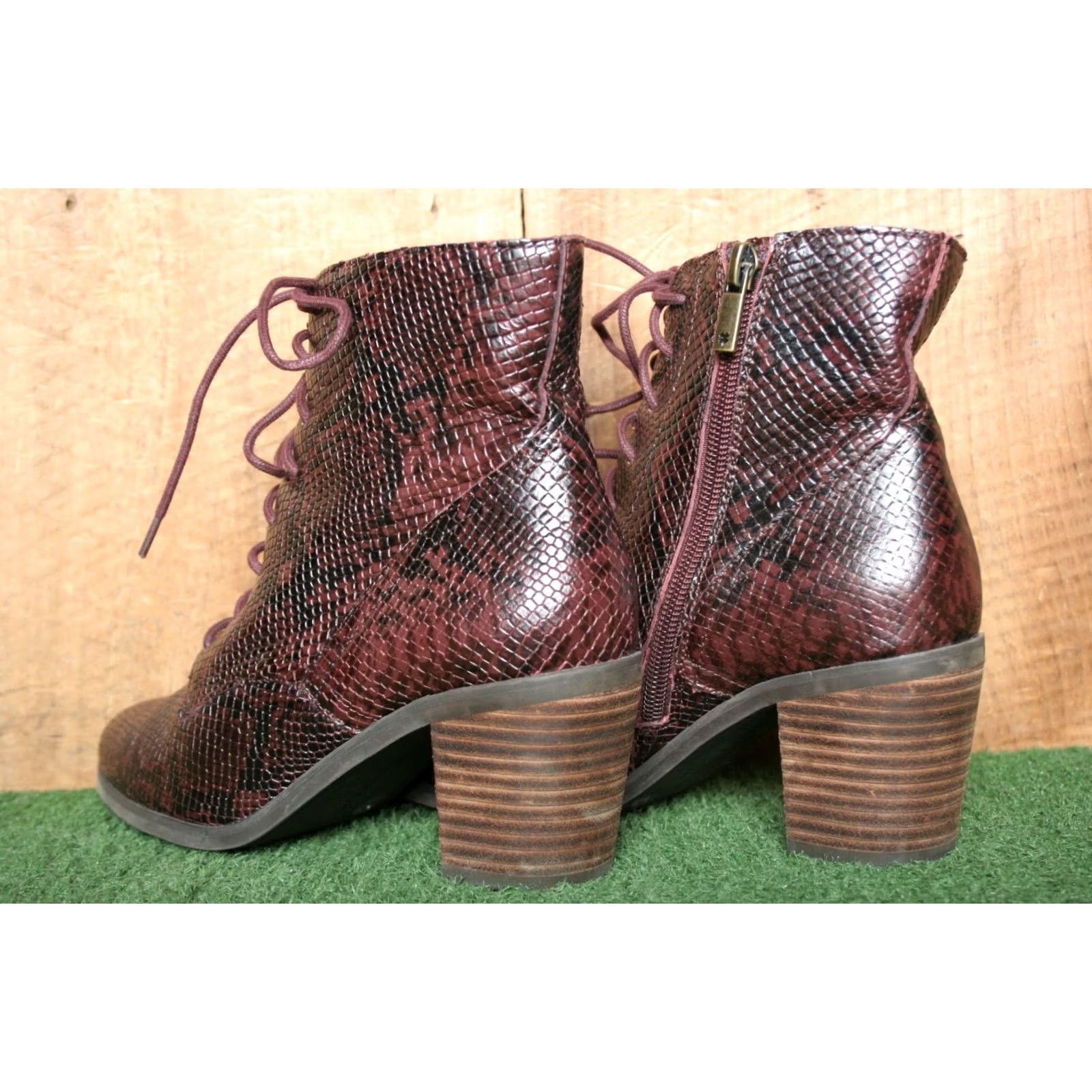 Lucky Brand LUCKY BRAND Persee Burgundy Snake Print Leather Bootie Sz. 6.5 M Womens Shoes Size US 7 / IT 37 - 3 Thumbnail
