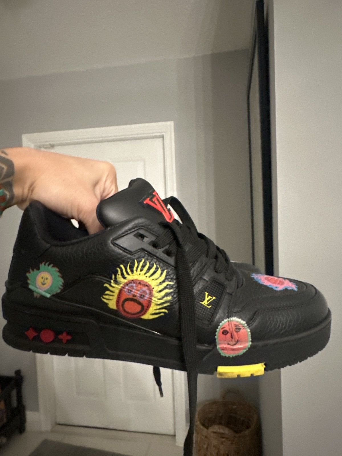 Louis Vuitton × Yayoi Kusama louis vuitton yayoi kusama sneakers Size US 8 / EU 41 - 2 Thumbnail
