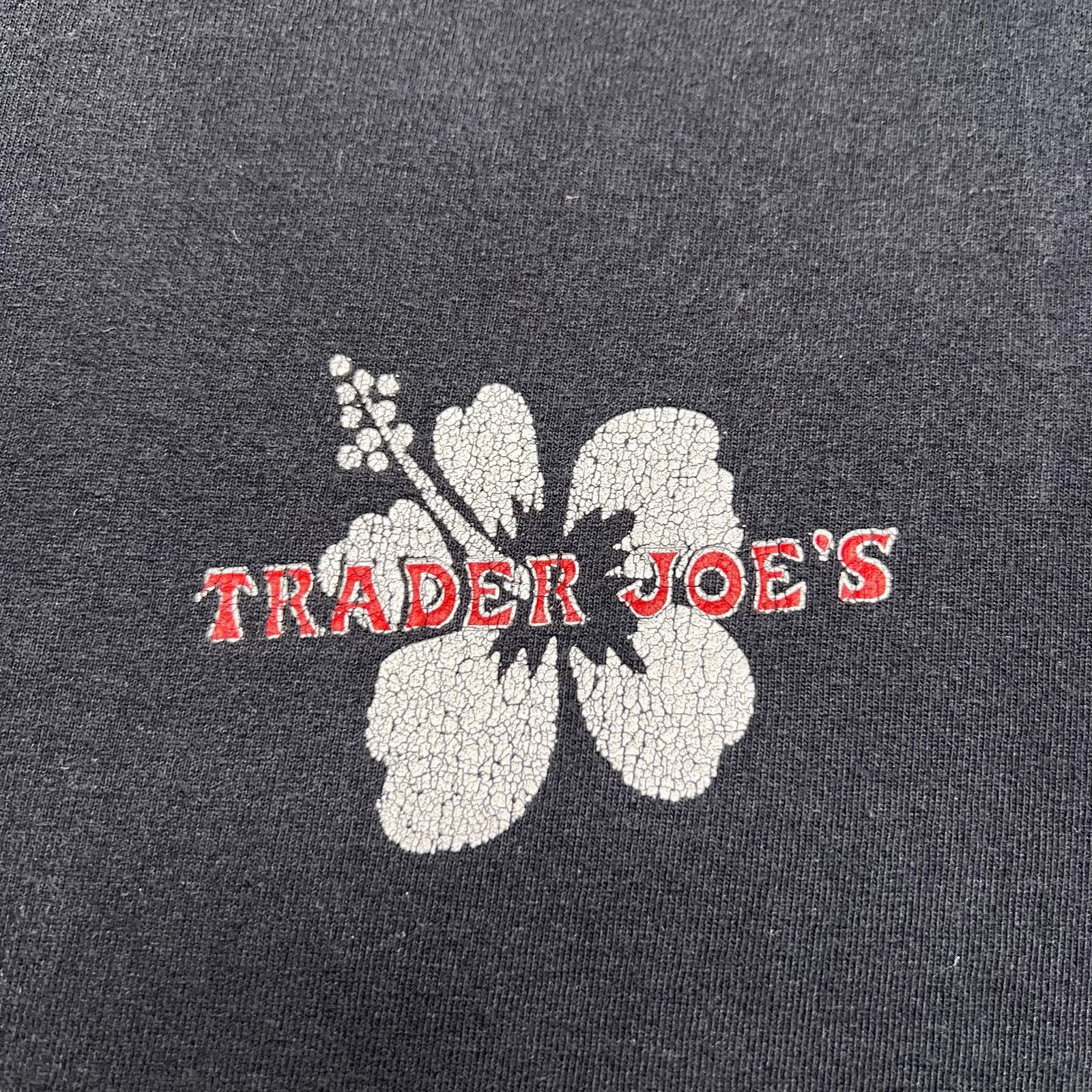 Vintage Vintage Trader Joe’s Hibiscus LT Shirt Sz Medium Black Y2K Size US M / EU 48-50 / 2 - 3 Thumbnail