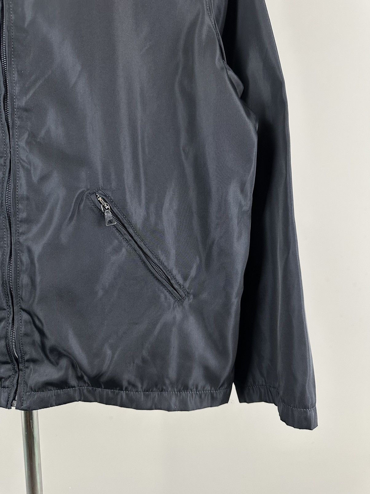 Prada Prada - Vintage - Nylon Zip-Up Jacket in Navy Size US L / EU 52-54 / 3 - 10 Thumbnail