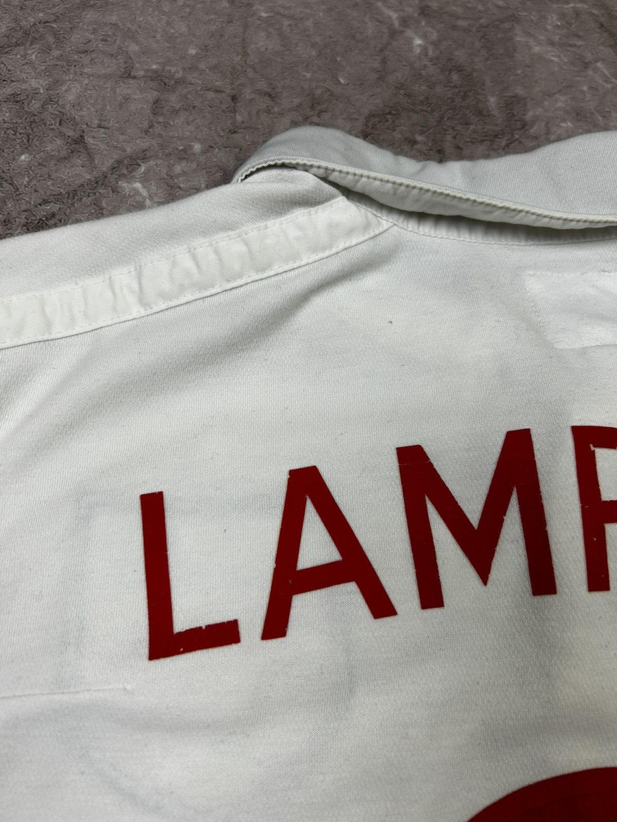 Umbro × Vintage ENGLAND UMBRO 2012 EURO FOOTBALL HOME JERSEY #8 LAMPARD Size US M / EU 48-50 / 2 - 12 Thumbnail