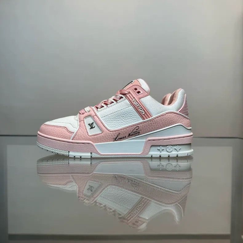 Louis Vuitton Louis Vuitton Trainer's New Litchi Peel White Powder shoes Size US 4 / IT 34 - 5 Thumbnail