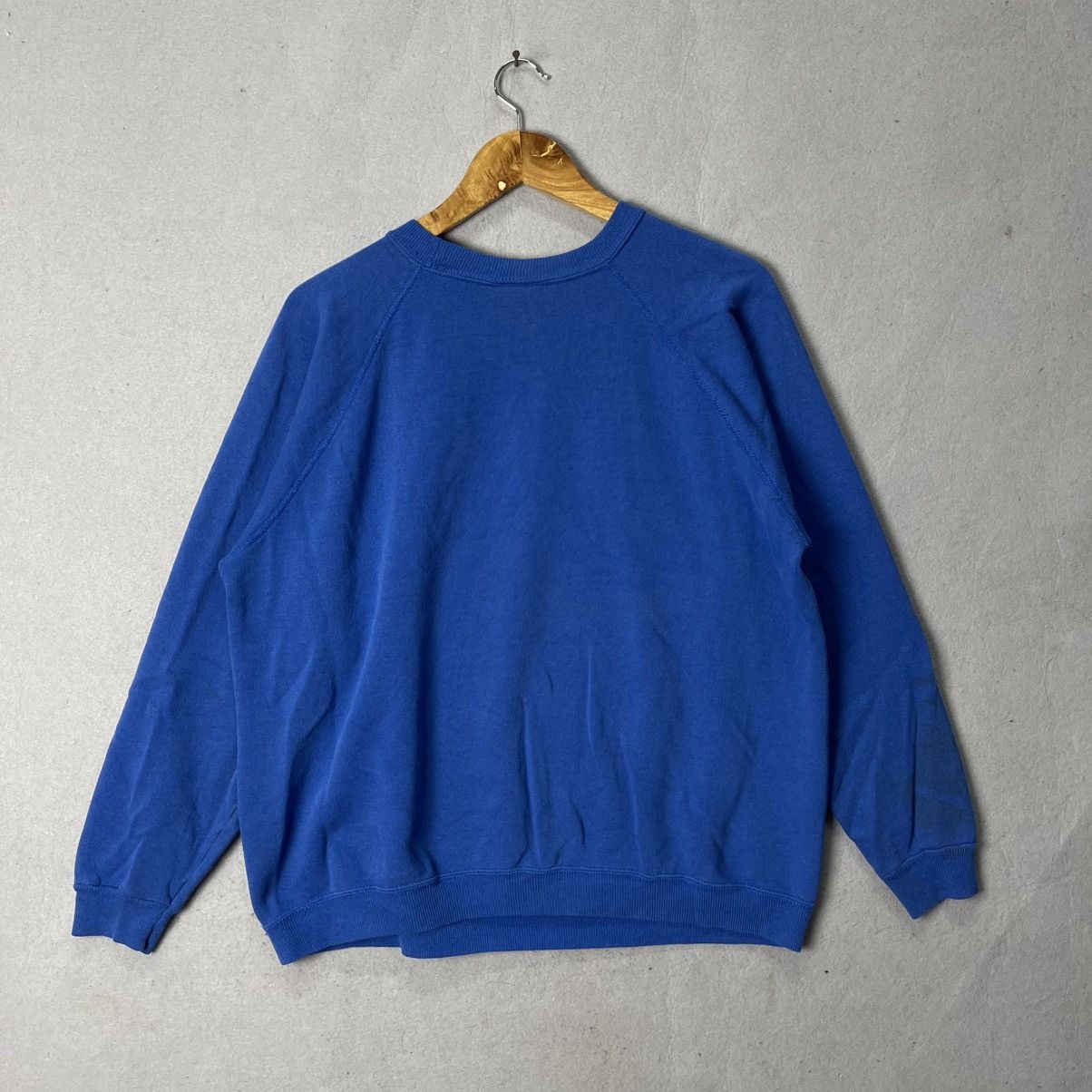 Warner Bros Vintage 1995 Tasmanian Devil Warner Bros Sweatshirt Size US L / EU 52-54 / 3 - 8 Thumbnail