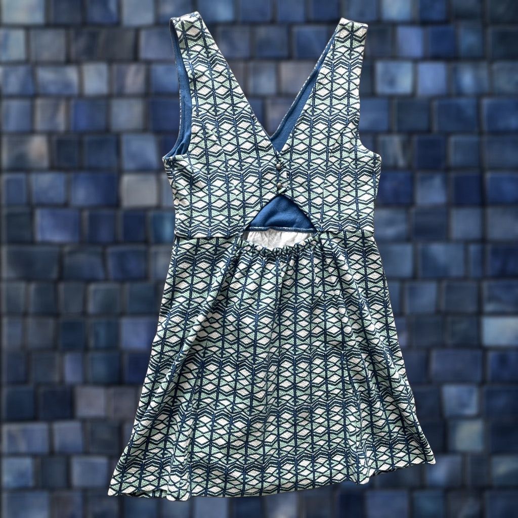Anthropologie NWT Anthropologie Maeve Abstract Shift Mini Dress Womens 14 Pockets Back Cutout Geometric Knit Vintage No N/A Size XL / US 12-14 / IT 48-50 - 1 Thumbnail