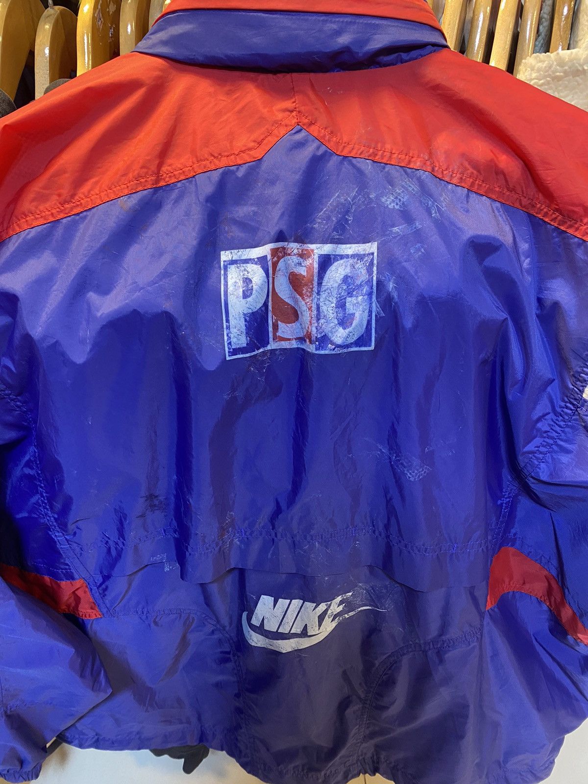 Nike × Vintage Vintage 1995-1996 Paris Saint-Germain FC Track Jacket Size US L / EU 52-54 / 3 - 23 Thumbnail