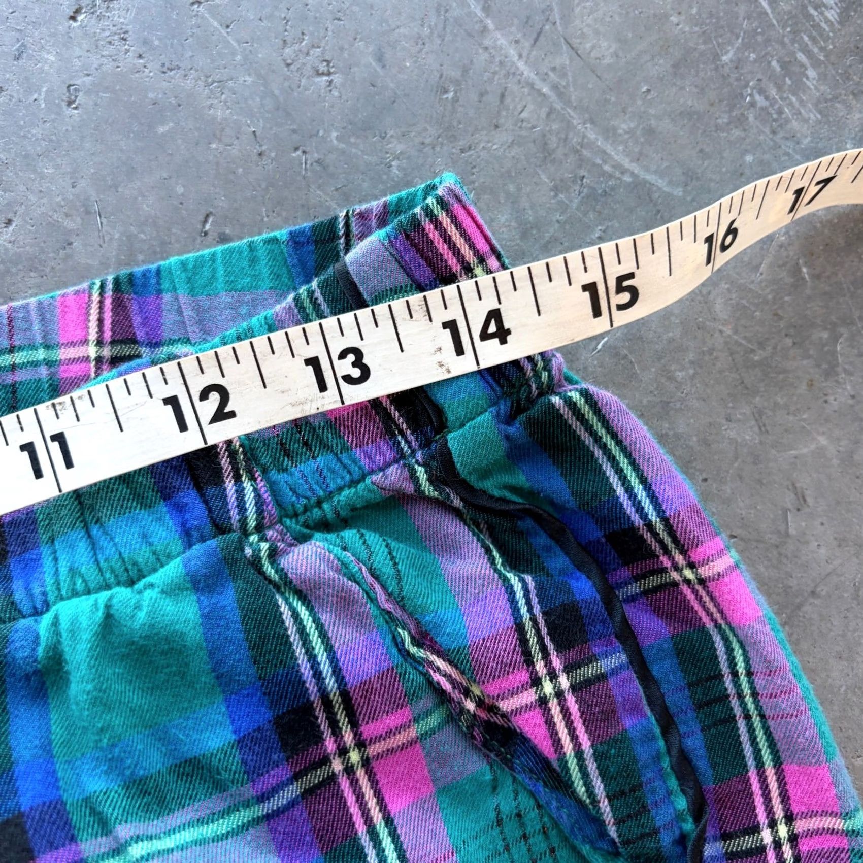 Victoria's Secret VINTAGE Victoria's Secret Plaid Lounge Sweatpants Teal Pink Women's Small XS? Size 28" / US 6 / IT 42 - 4 Thumbnail
