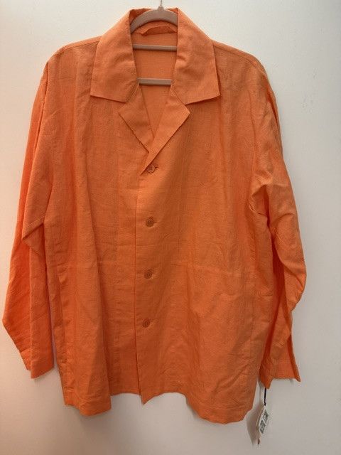 Homme Plisse Issey Miyake Homme Plisse Issey Miyake Orange Button Down Size US L / EU 52-54 / 3 - 1 Thumbnail