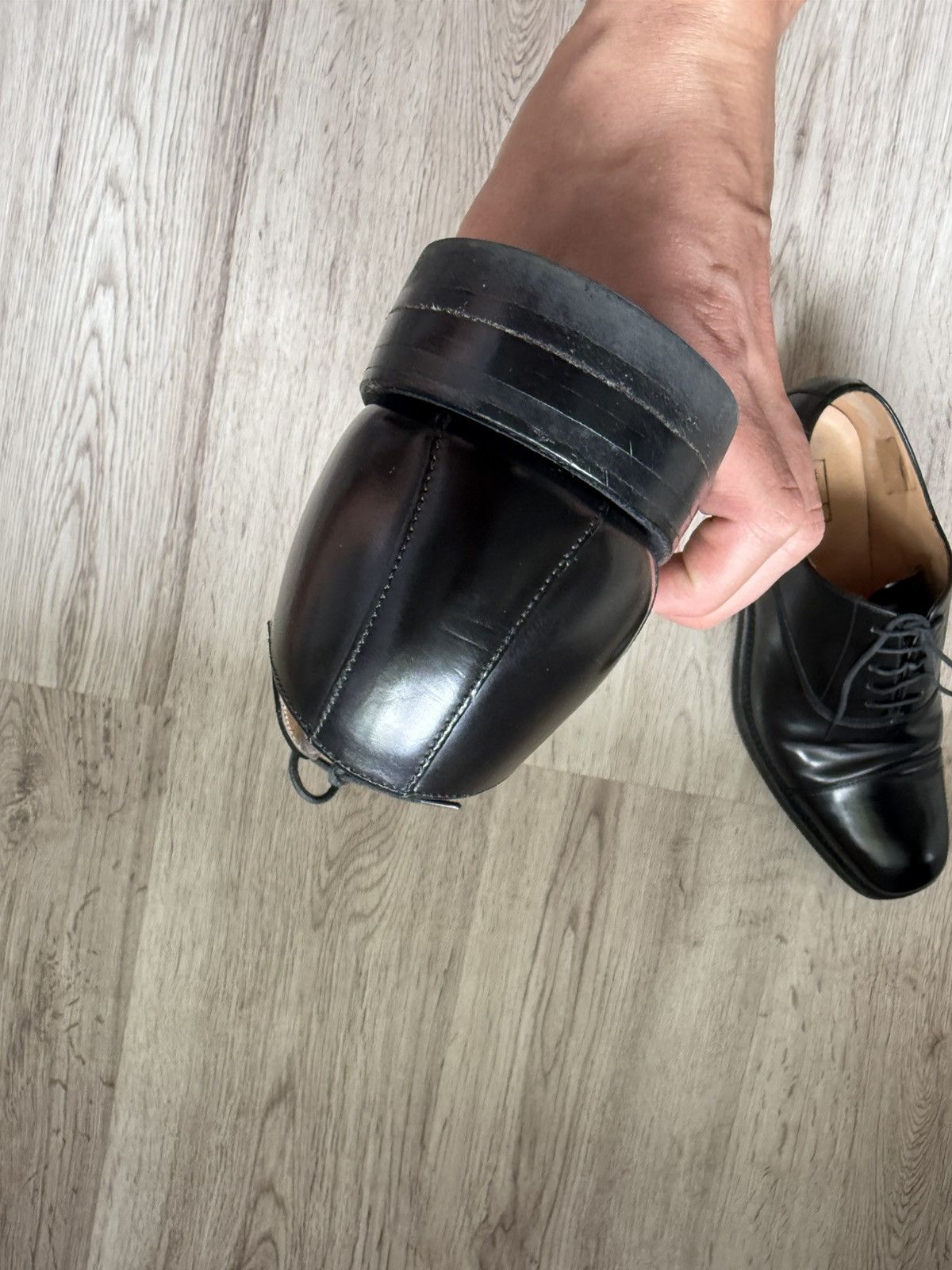 Loake Loake 260B Black Cap Toe Oxford Shoes Goodyear Welted Size US 9 / EU 42 - 13 Thumbnail