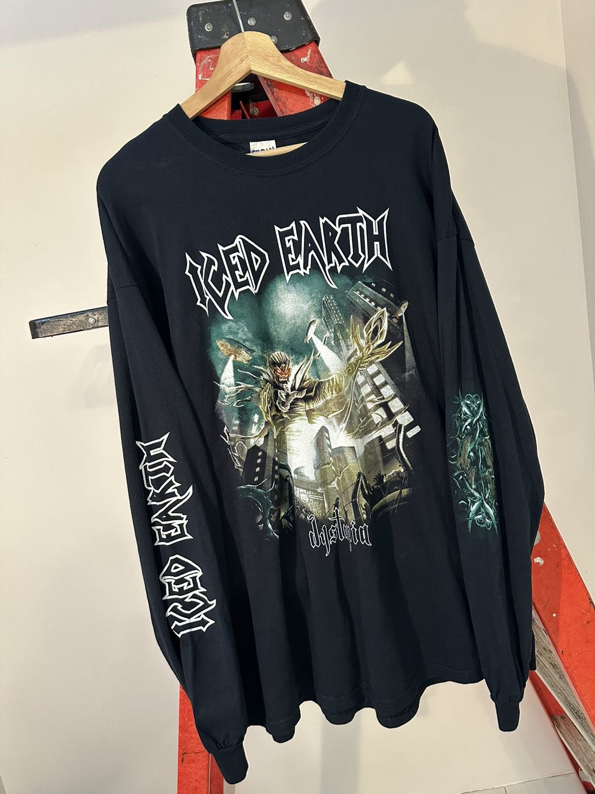 Gildan Iced Earth Dystopia World Tour 2011-2012 Size US XXL / EU 58 / 5 - 1 Thumbnail