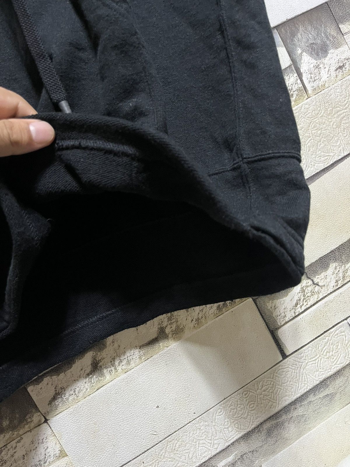 Nude: Masahiko Maruyama NUDE: MASAHIKO MARUYAMA DRAWSTRING SLEEVELESS HOODIE Size US M / EU 48-50 / 2 - 8 Thumbnail