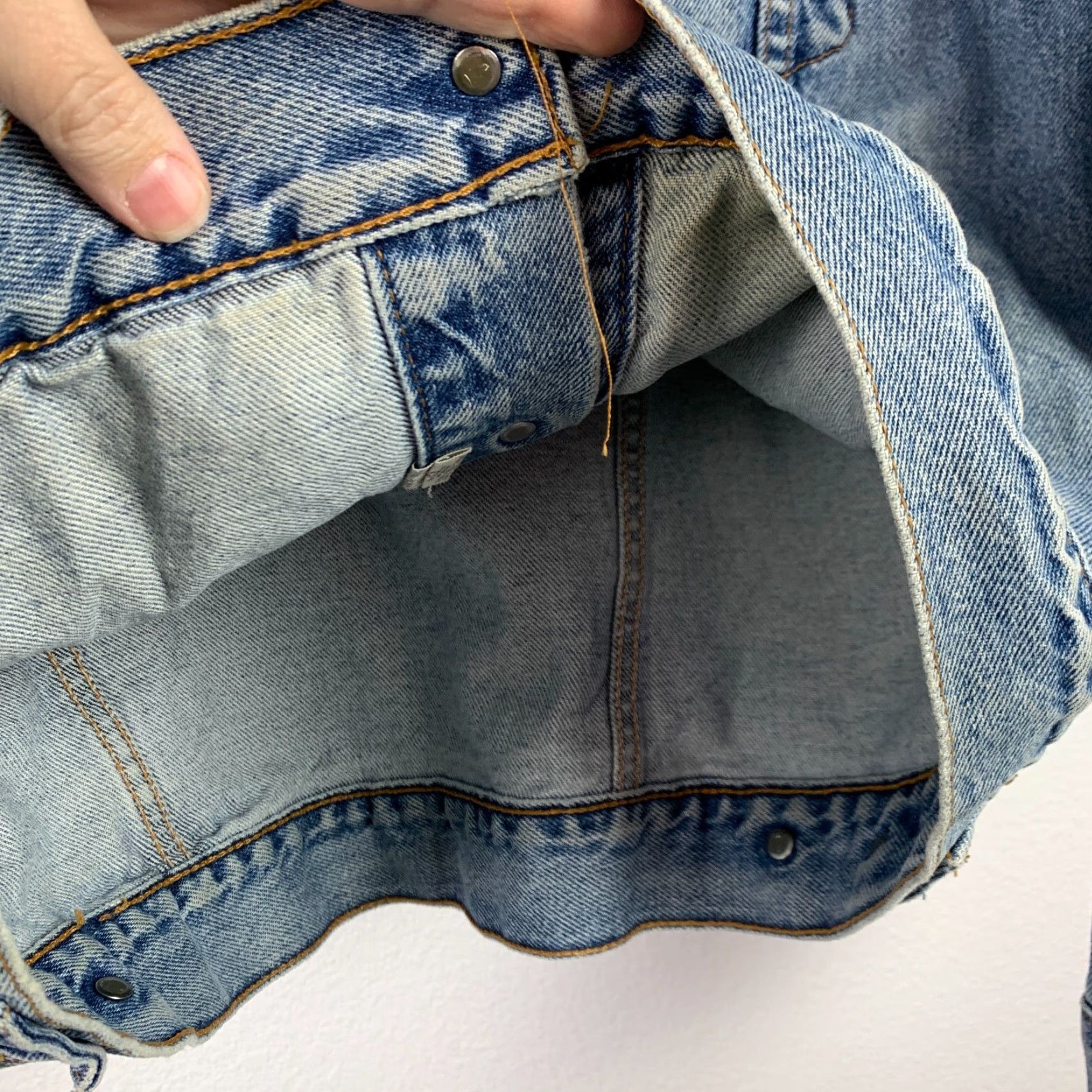 Levi's VINTAGE Levi's 527 Trucker Jacket Mens M 1990s Blue Denim Rockabilly USA Size US M / EU 48-50 / 2 - 5 Thumbnail