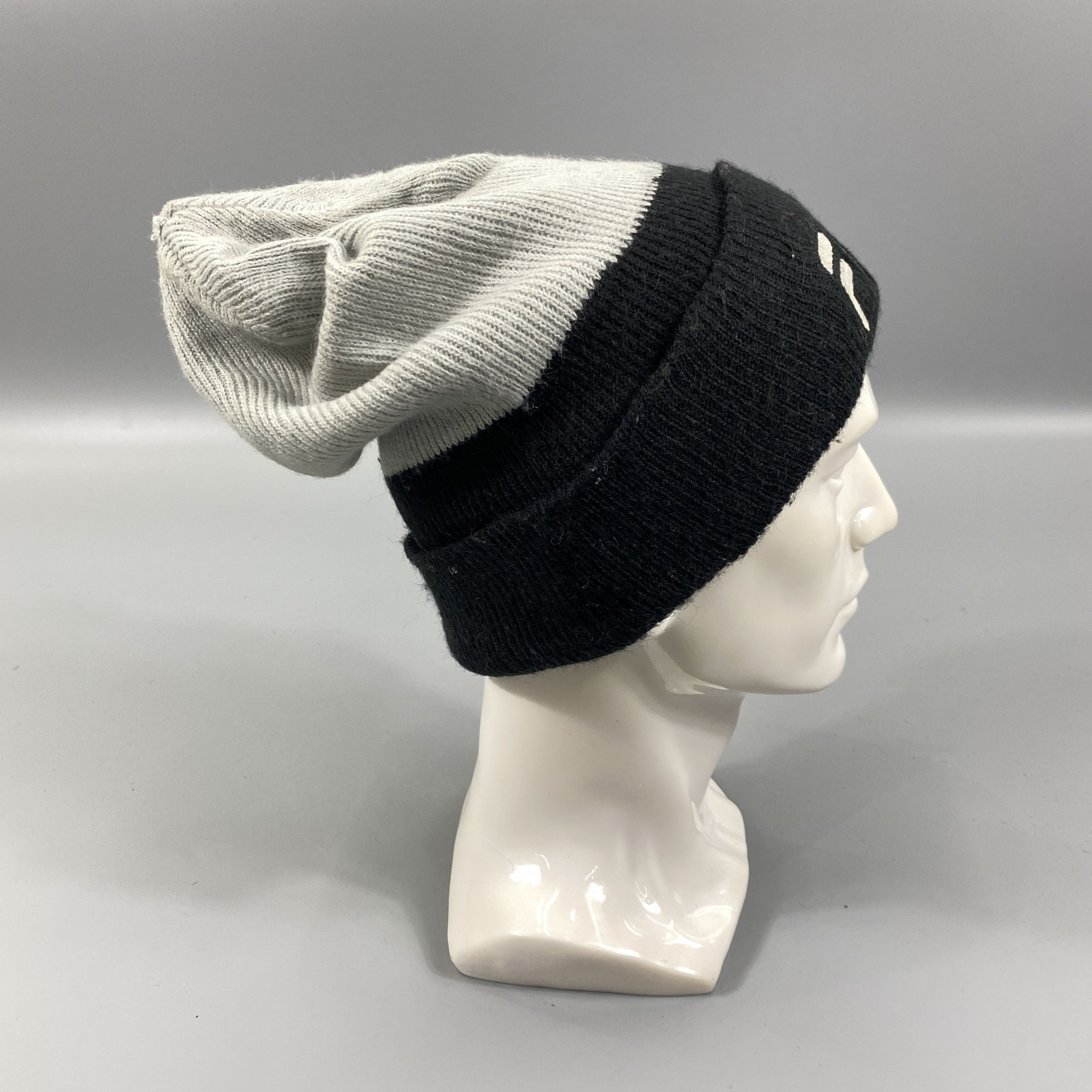 Fila Fila Big Logo Snow Cap Beanie -BN1194 Size ONE SIZE - 4 Thumbnail