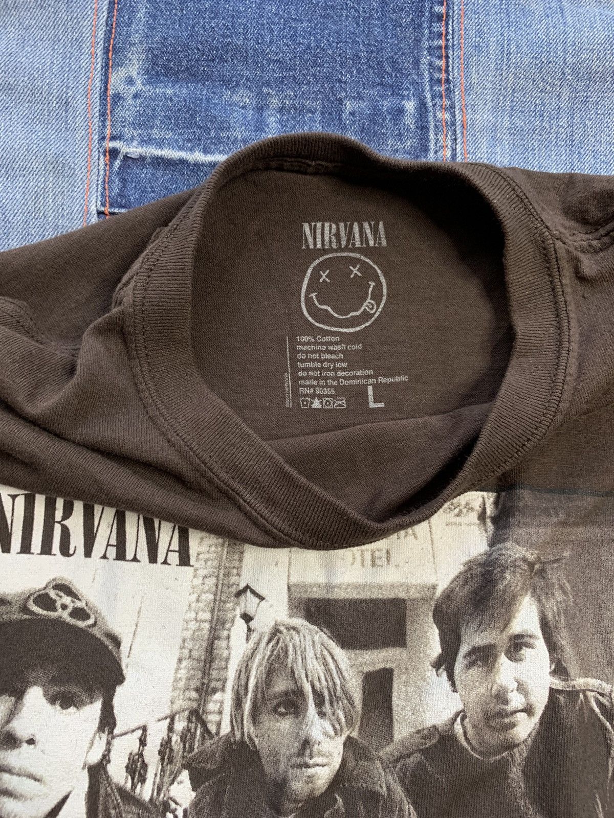 Nirvana × Urban Outfitters Nirvana Tee Size US L / EU 52-54 / 3 - 3 Thumbnail