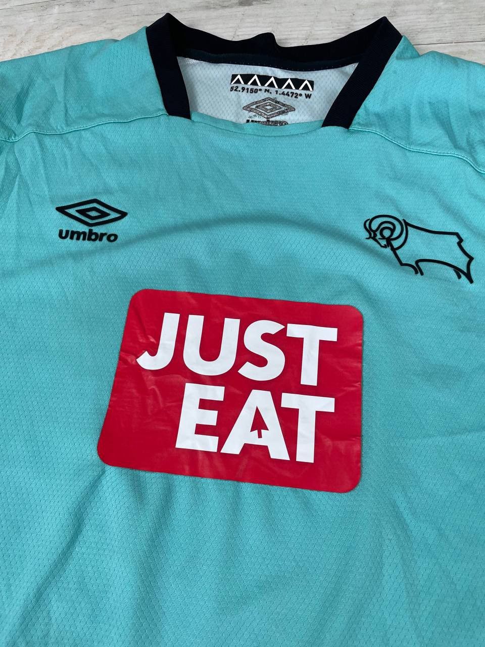 Umbro Umbro Derby County 2016 2017 Third Shirt Soccer Jersey Size US XL / EU 56 / 4 - 6 Thumbnail