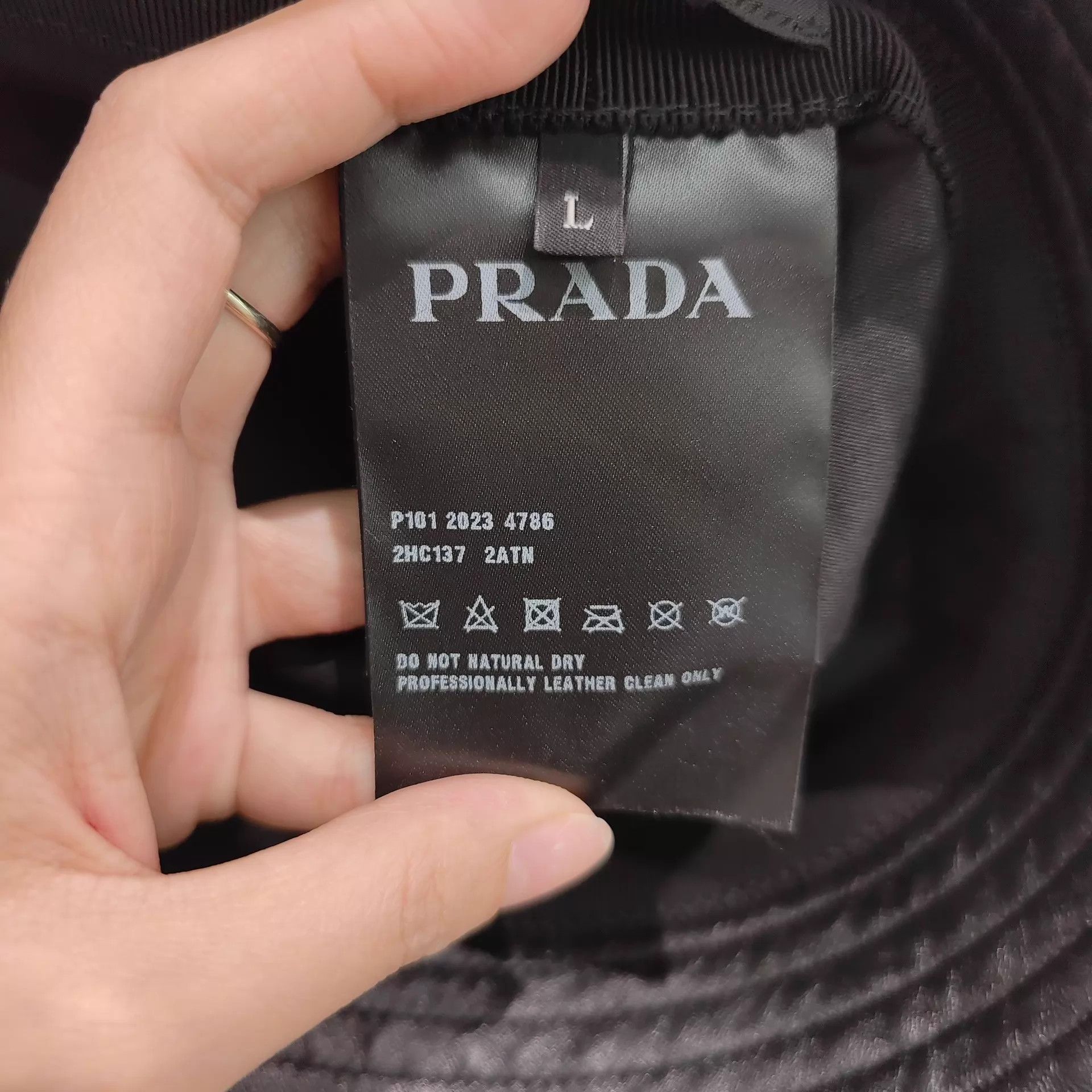 Prada Prada sheepskin steel tag bucket hat new Size ONE SIZE - 5 Thumbnail
