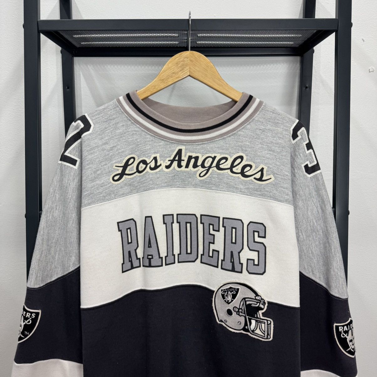 Champion × Vintage Rare Vintage NFL Raiders x Champion Sweatshirt Size US L / EU 52-54 / 3 - 3 Thumbnail