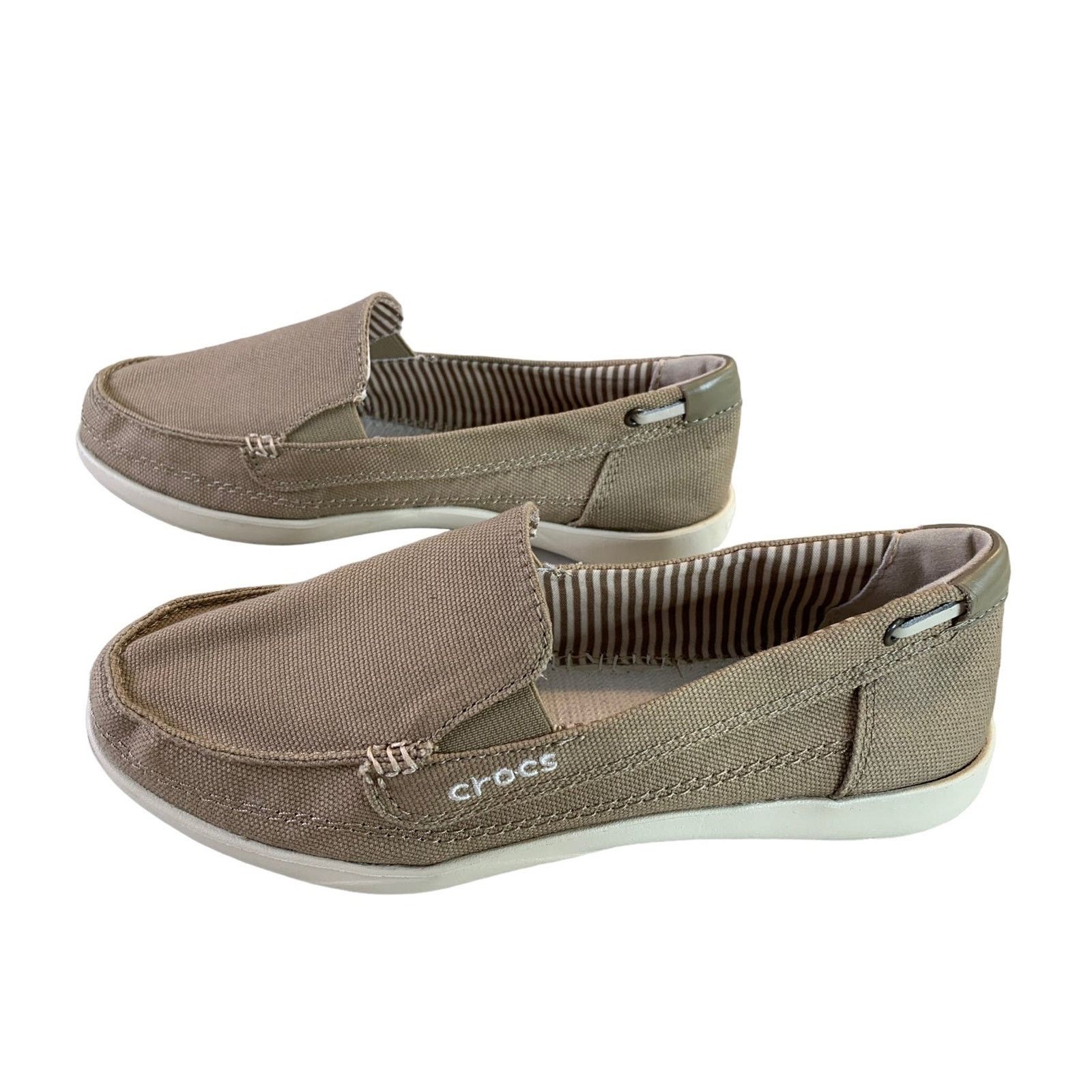 Crocs Crocs Canvas Slip on Boat Shoes Loafers Biege Women's Sze 6 Size US 6 / IT 36 - 7 Thumbnail