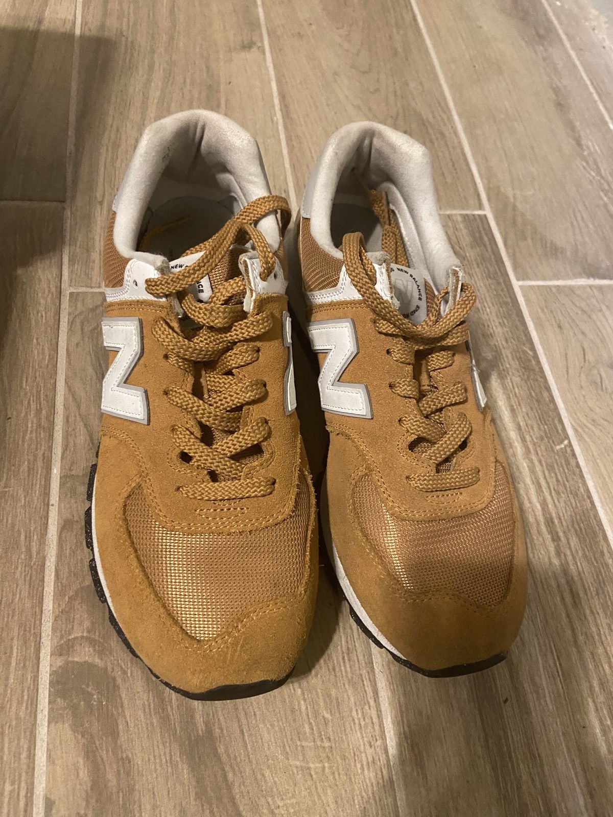 New Balance New Balance Shoes Size US 9.5 / EU 42-43 - 2 Thumbnail