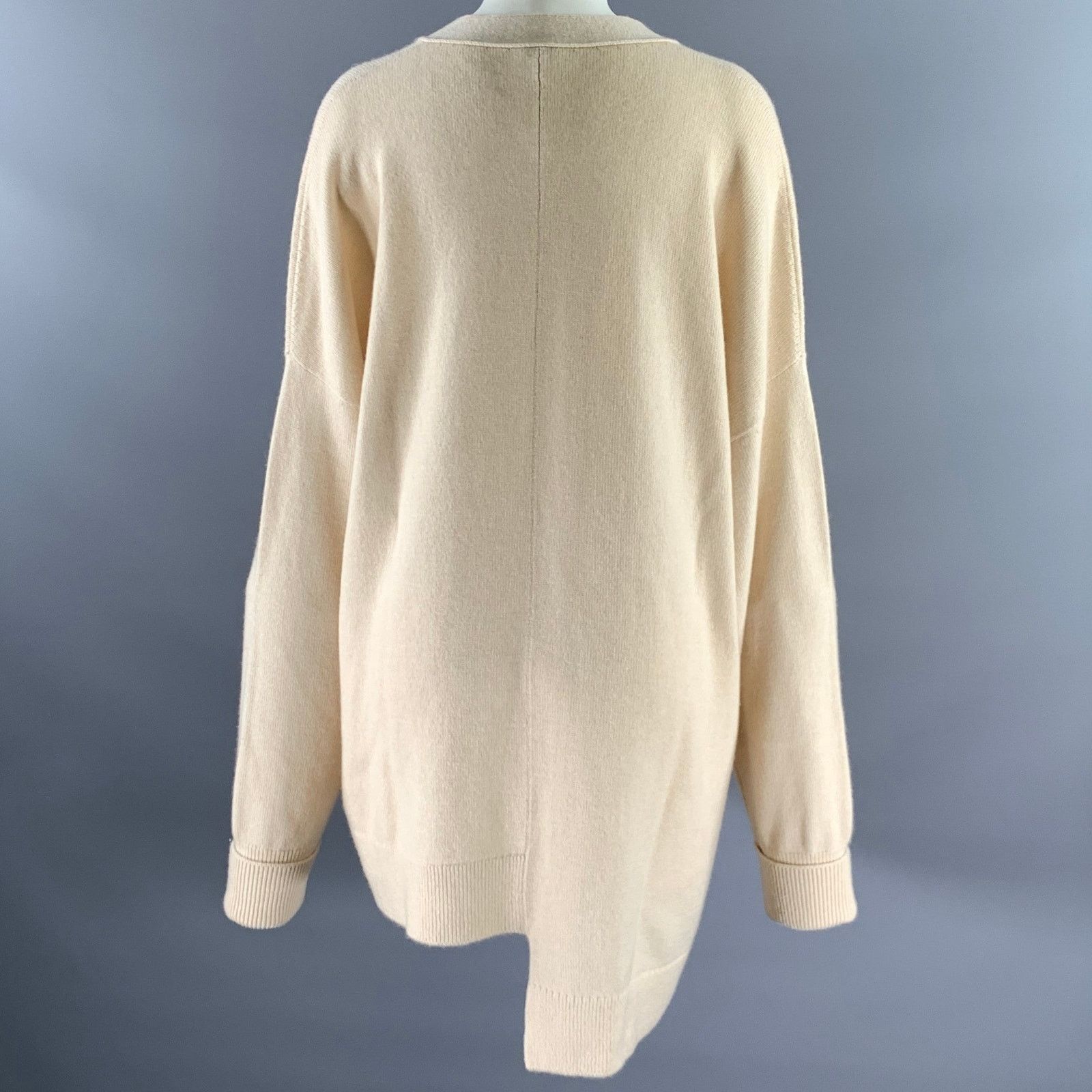 Loewe LOEWE Size M Cream Cashmere Blend Asymmetric Cardigan Size M / US 6-8 / IT 42-44 - 4 Thumbnail