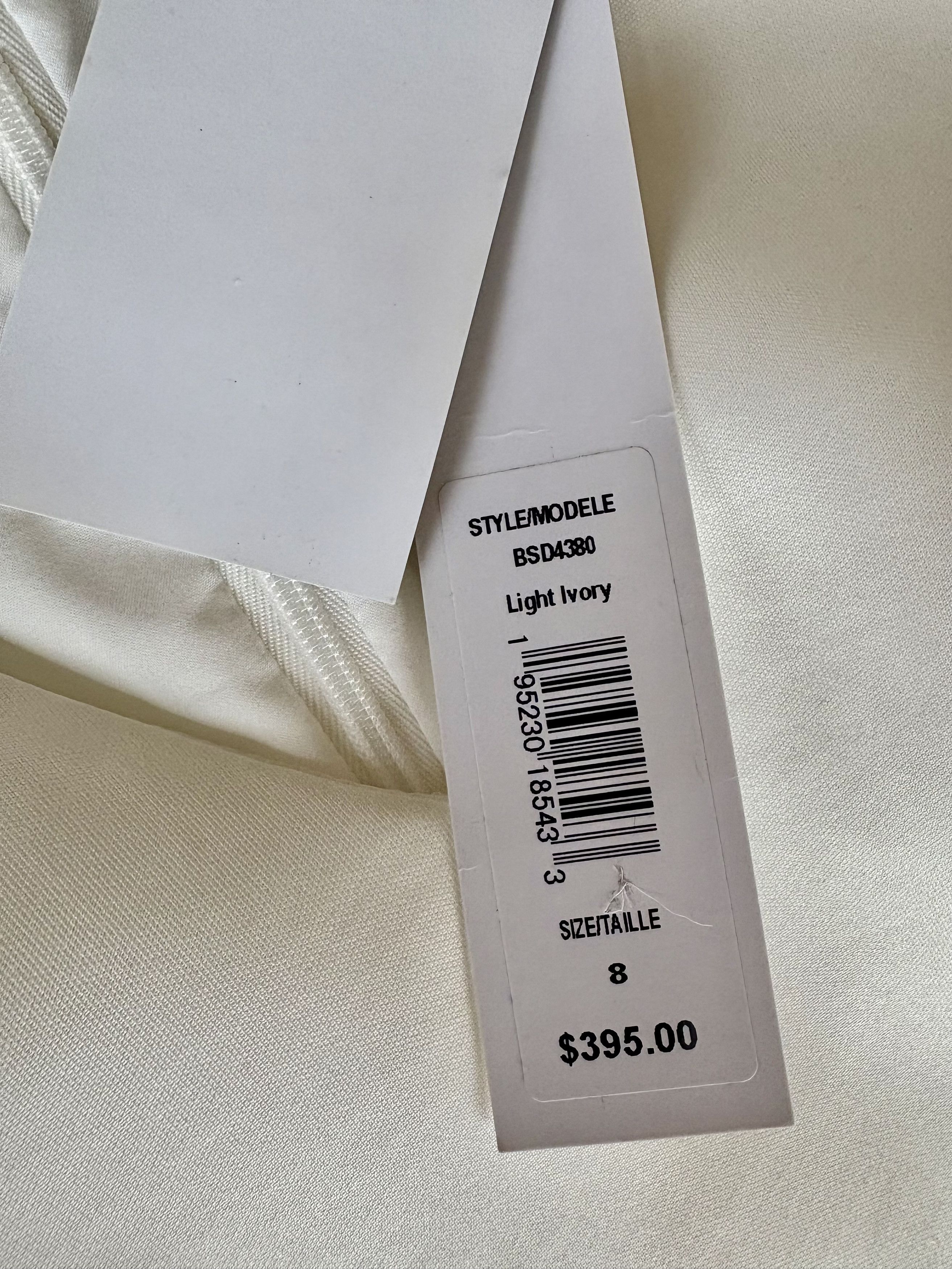Badgley Mischka Badgley Mischka Women's 3/4 Sleeve Cocktail Dress In Ivory. Size M / US 6-8 / IT 42-44 - 5 Thumbnail