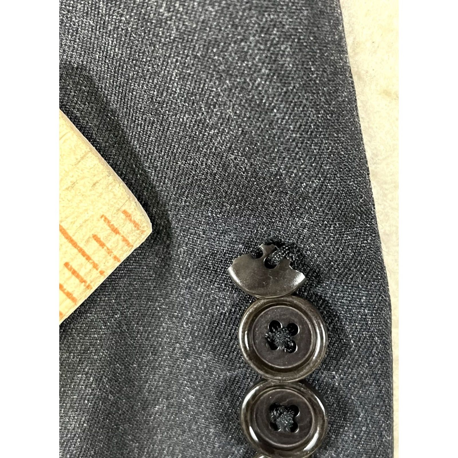 Hugo Boss VINTAGE Hugo Boss Blazer Jacket 40R Wool Black USA Men Suit Coat 100% Wool Size 40R - 7 Thumbnail