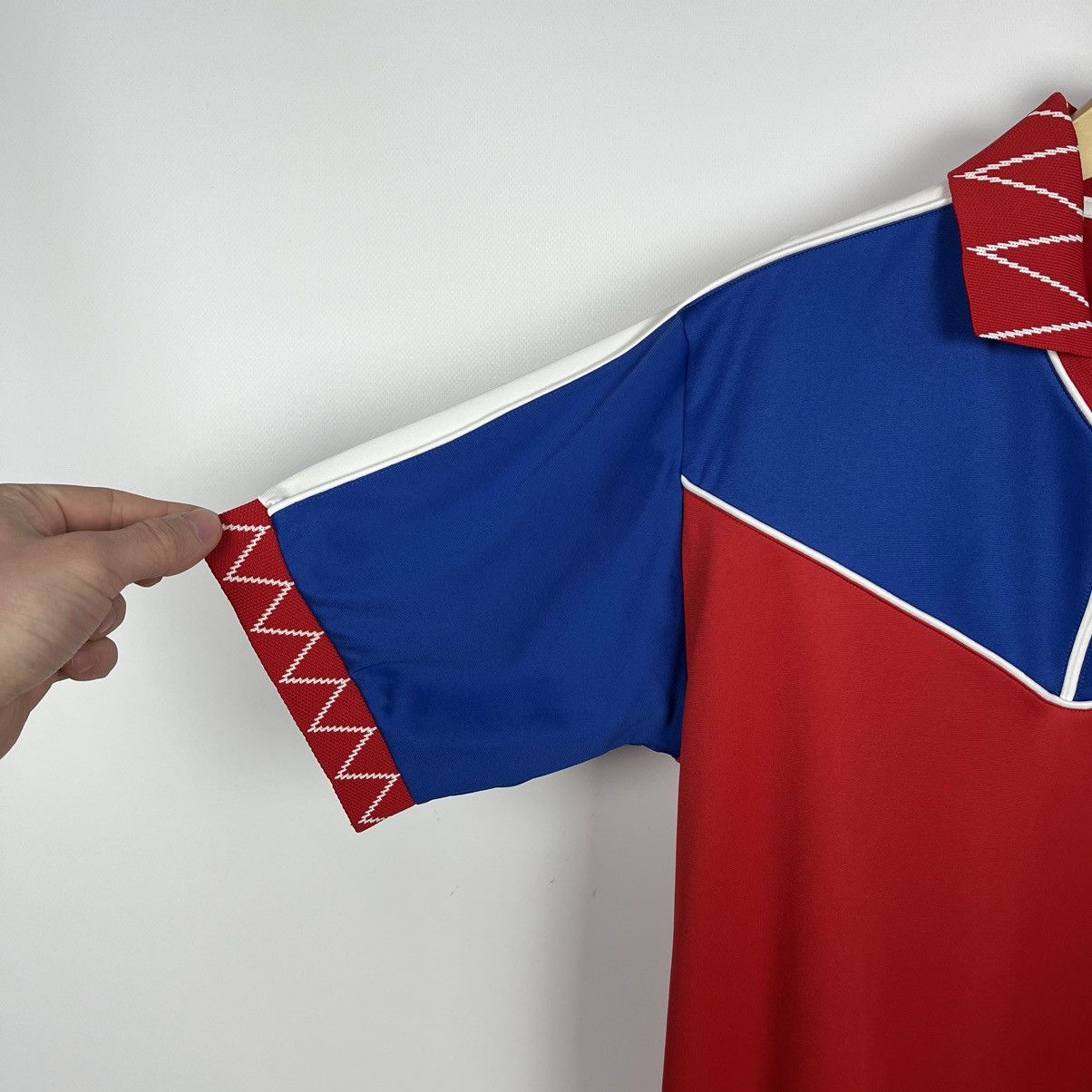 Nike Vintage Nike bloke core logo jersey tee 90’s Size US M / EU 48-50 / 2 - 6 Thumbnail