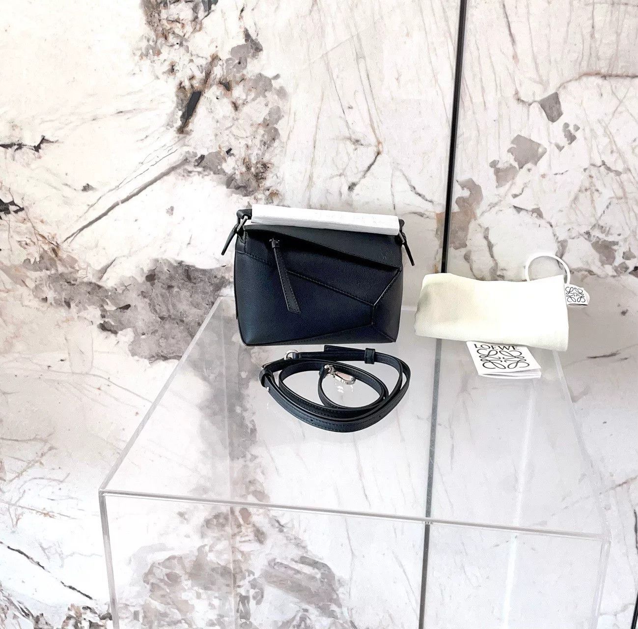 Loewe Pre-loved Bag Very good condition Size ONE SIZE - 1 Thumbnail