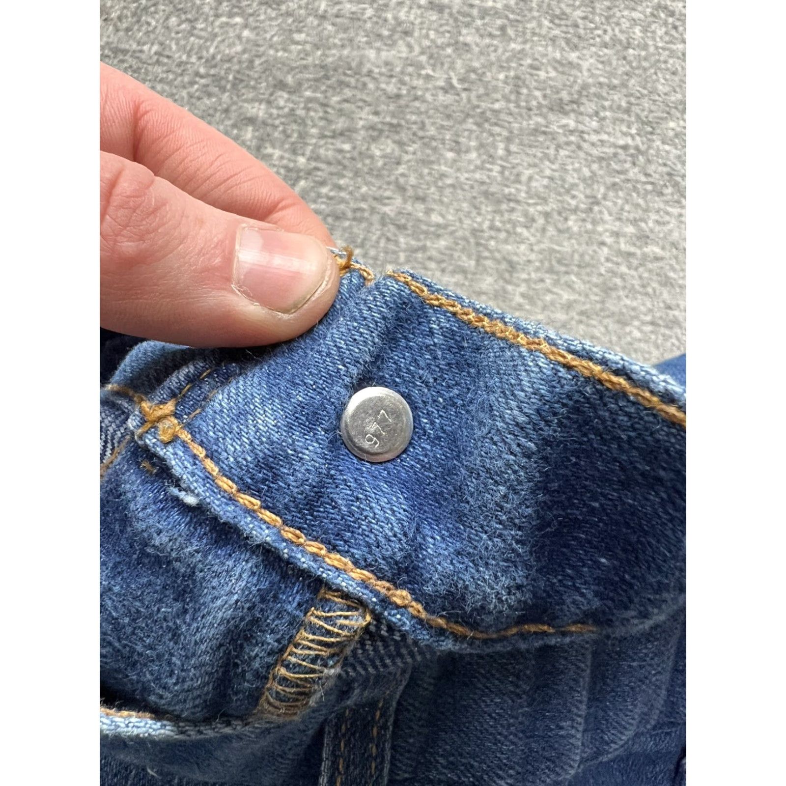 Levi's VTG Levi's 505 Jeans Mens 42x32 Regular Fit Straight Blue Denim Jeans Size US 42 / EU 58 - 6 Thumbnail