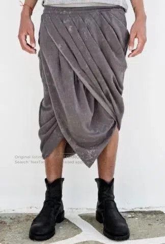 Julius Julius 7 Layered Pleated Skirt. Size 26" / US 2 / IT 38 - 6 Thumbnail