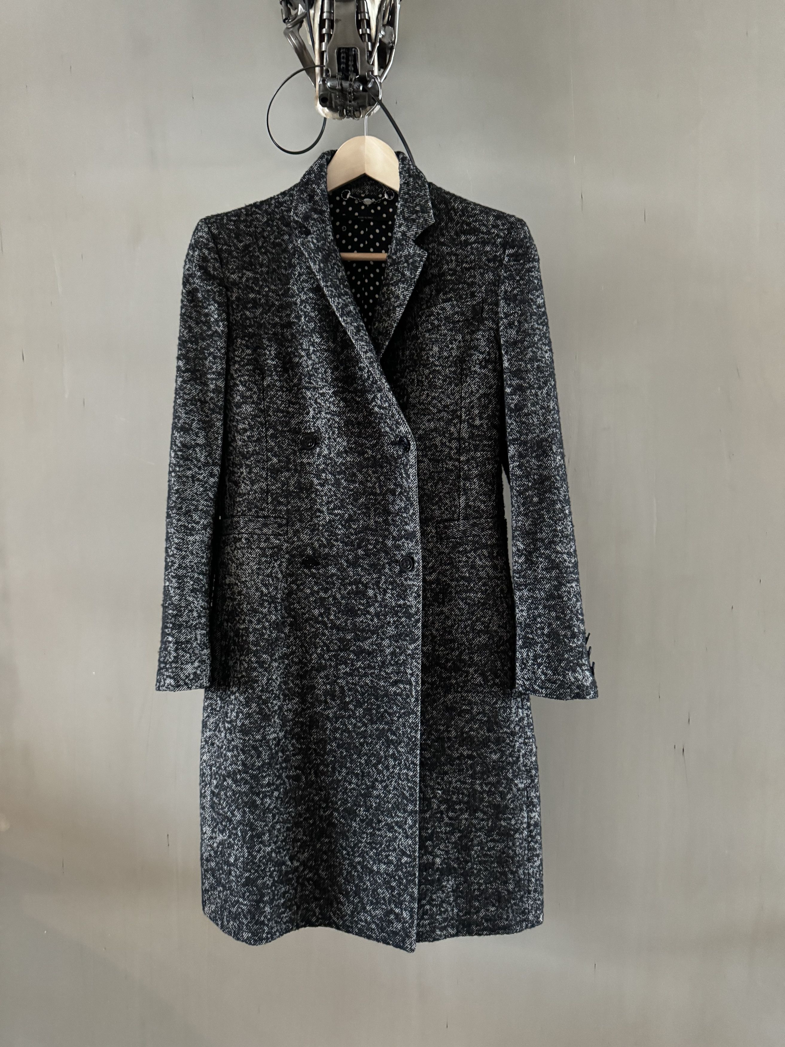 Gucci WOOL COAT BY GUCCI Size M / US 6-8 / IT 42-44 - 2 Thumbnail